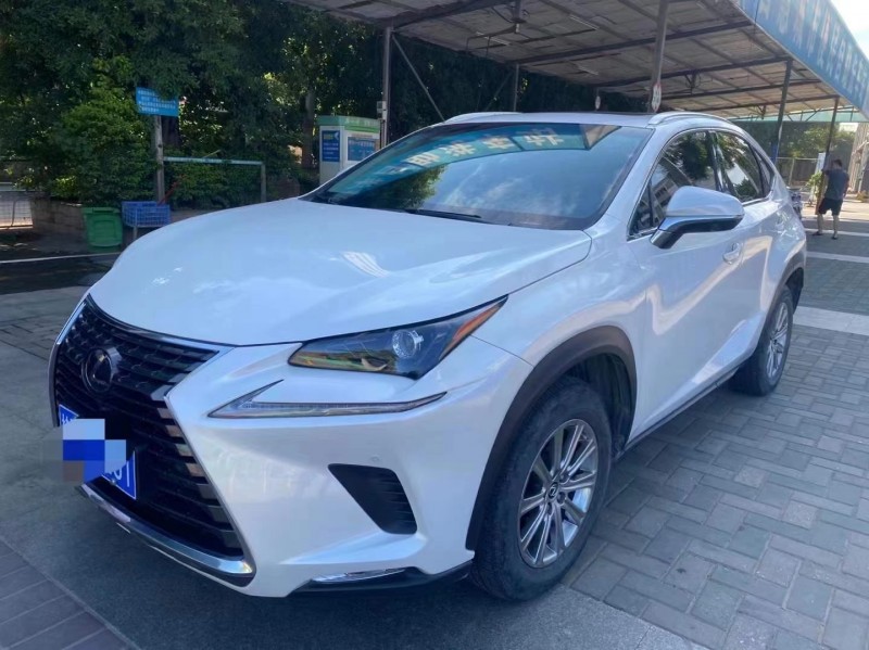 广州19年雷克萨斯NX2