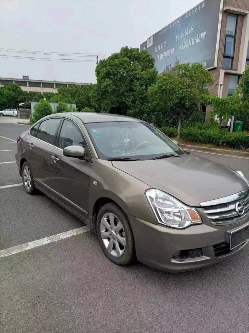 南通10年日產軒逸2