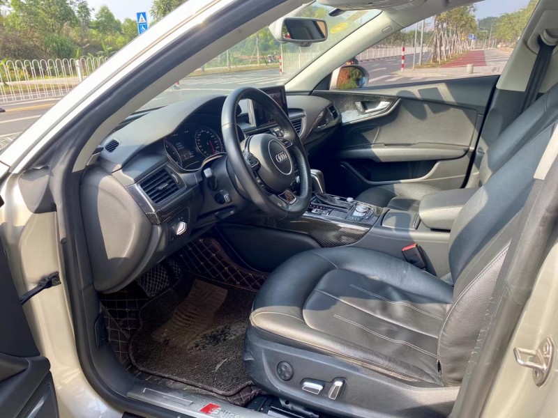 广州16年奥迪A76