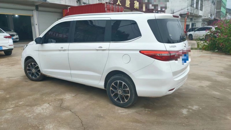 淄博19年長安汽車歐尚7