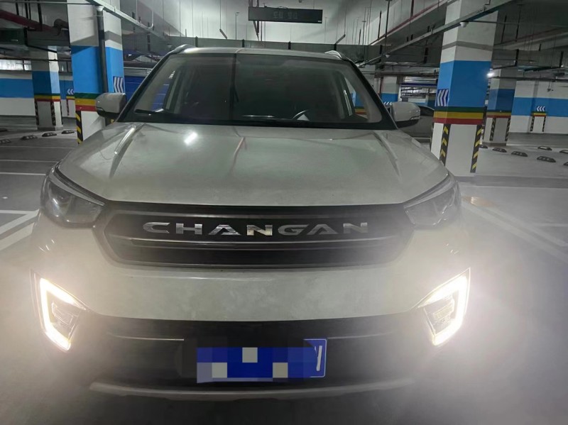 重慶18年長安汽車CS551