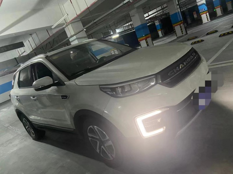 重慶18年長安汽車CS552