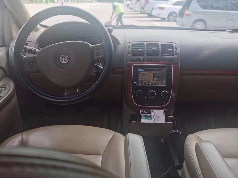 枣庄12年别克GL86