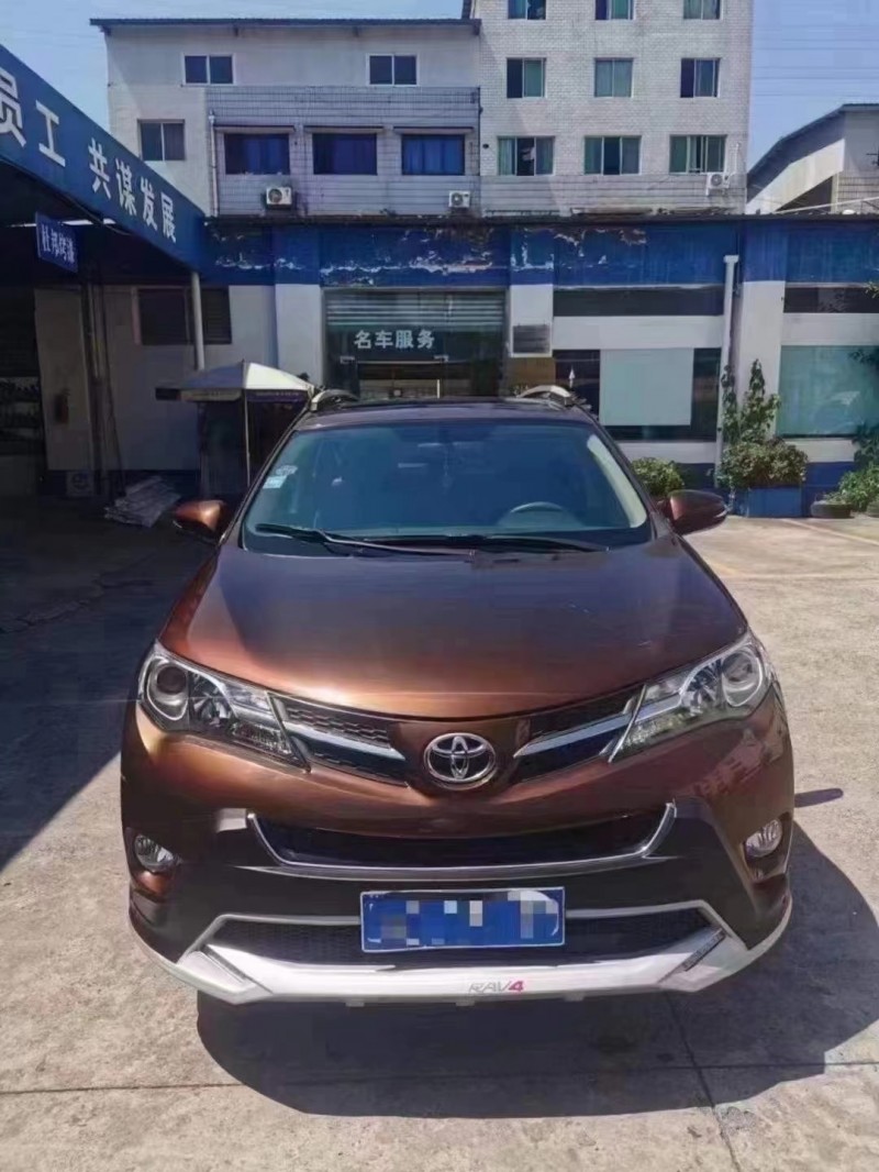 成都15年丰田RAV41