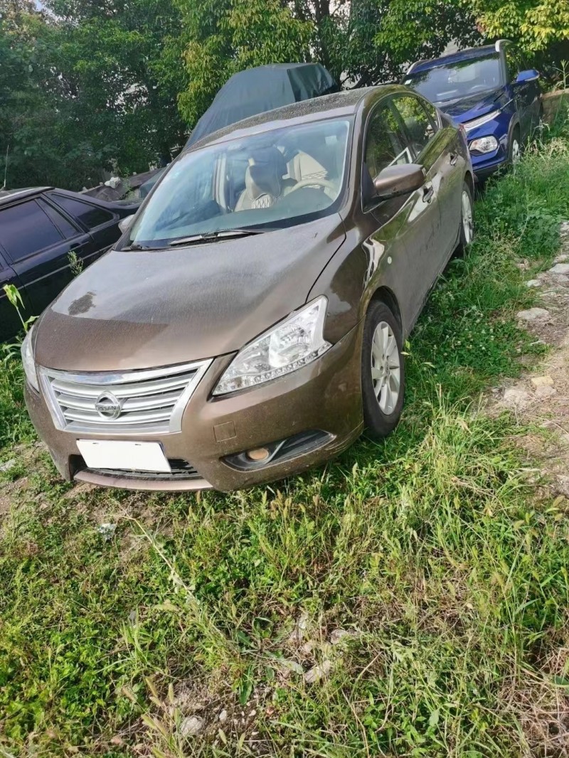 貴陽13年日產軒逸2