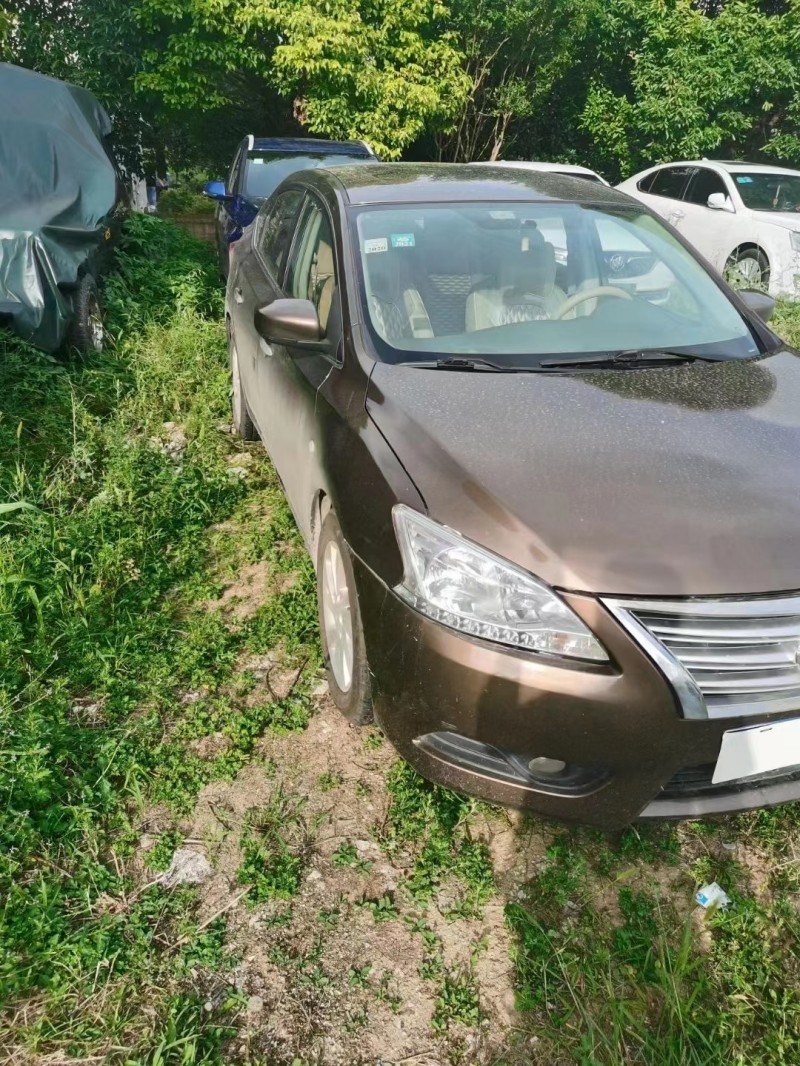 貴陽13年日產軒逸4