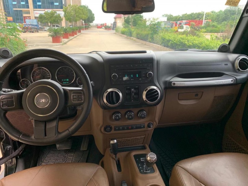 北京13年Jeep牧馬人6
