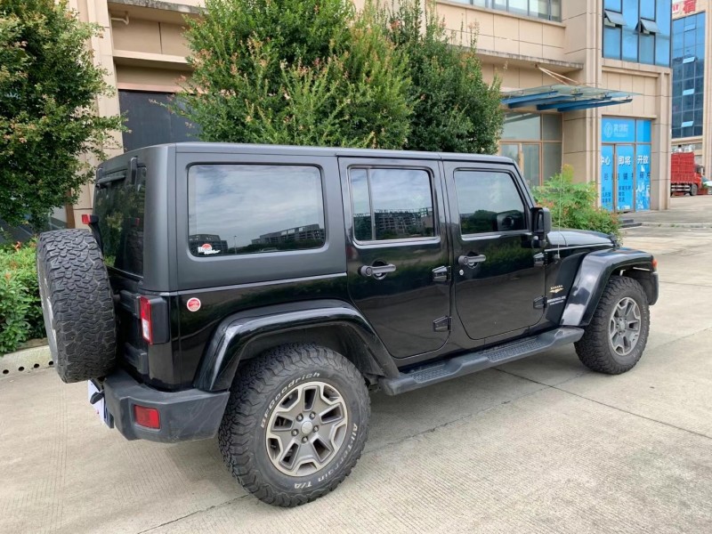北京13年Jeep牧馬人8