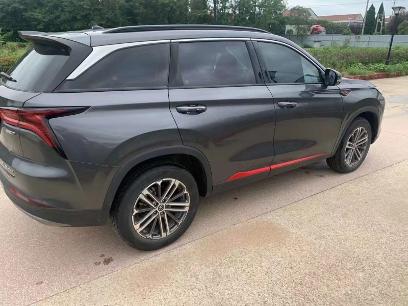 南京20年長安汽車CS758
