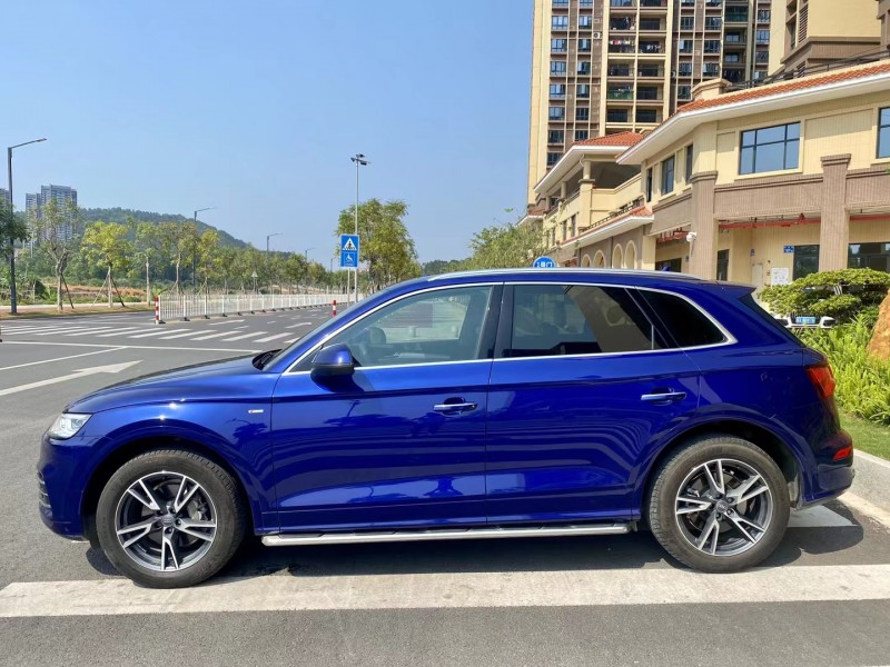 广州19年奥迪Q54