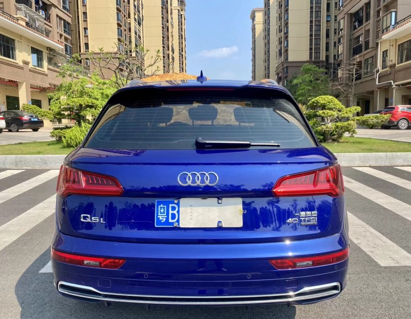 广州19年奥迪Q59