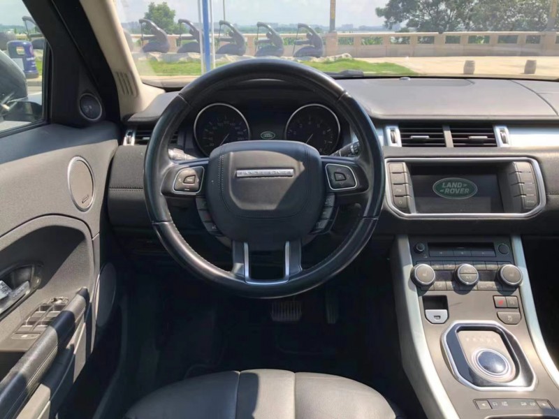 佛山14年路虎极光9