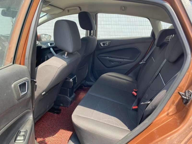 广州15年福特嘉年华9