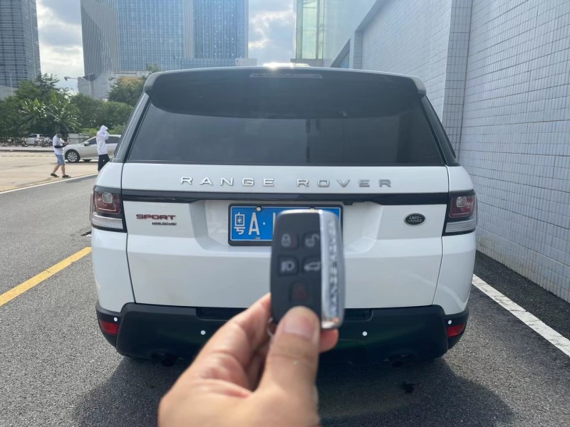 广州15年路虎揽胜运动5