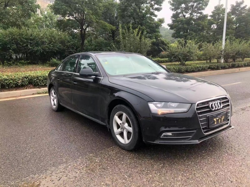 徐州14年奥迪A4L3