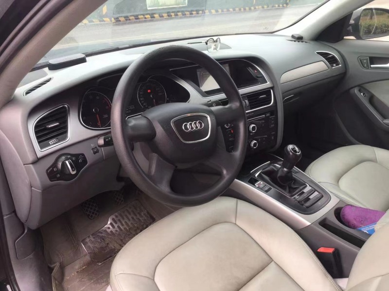 徐州14年奥迪A4L5