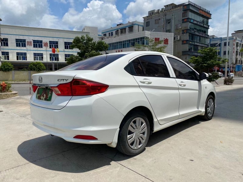 东莞17年本田锋范7