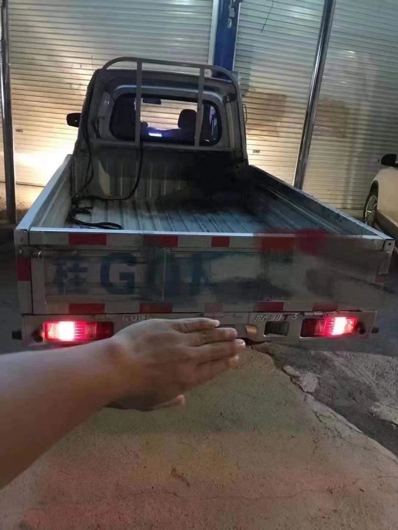 北海19年長安汽車新豹MINI8