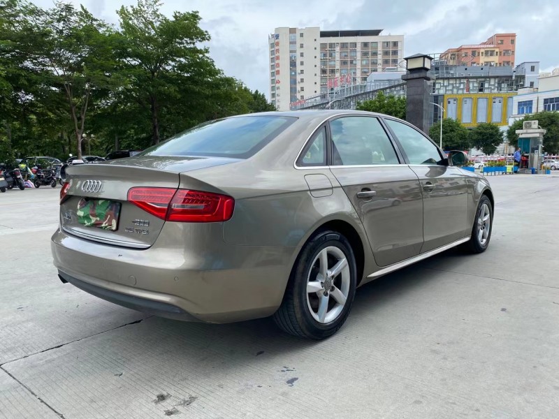 东莞13年奥迪A4L7