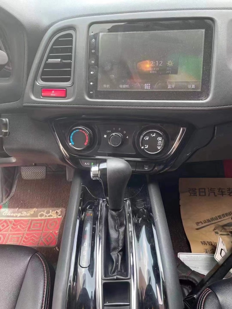 邢台17年本田缤智4