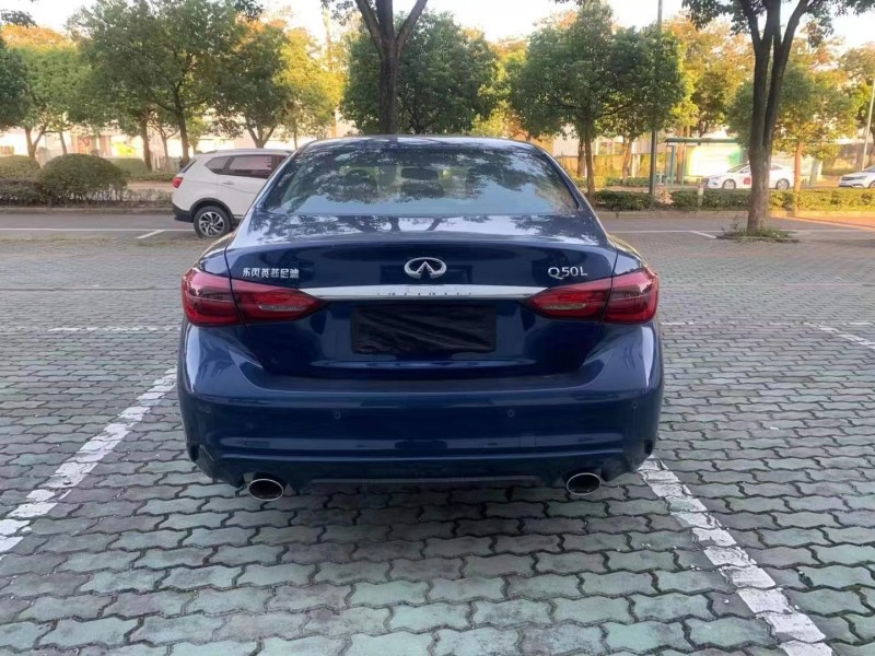紹興20年英菲尼迪Q50L7