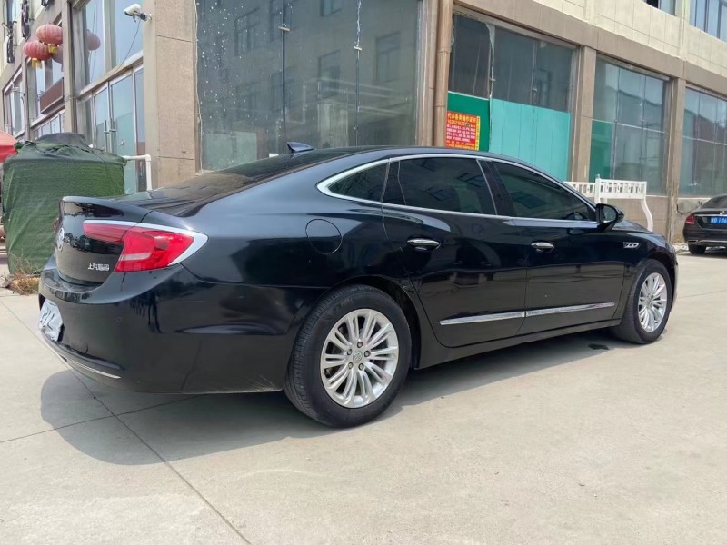 徐州16年别克君越8