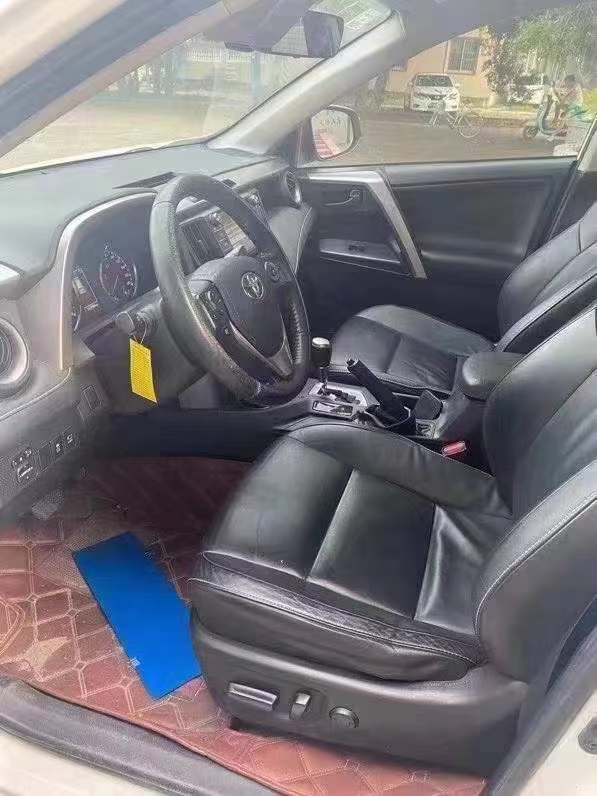 珠海16年豐田RAV44