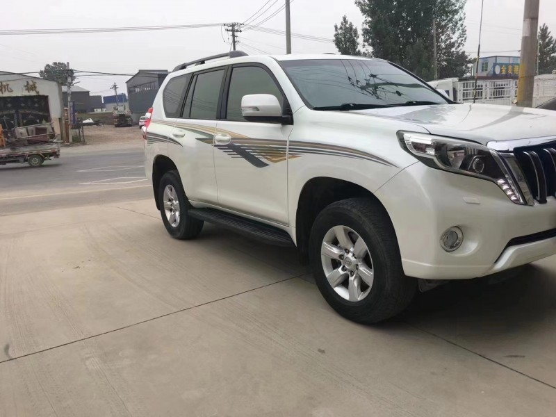 保定17年丰田普拉多3