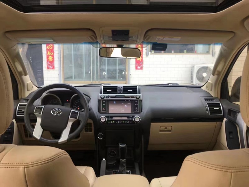 保定17年丰田普拉多5