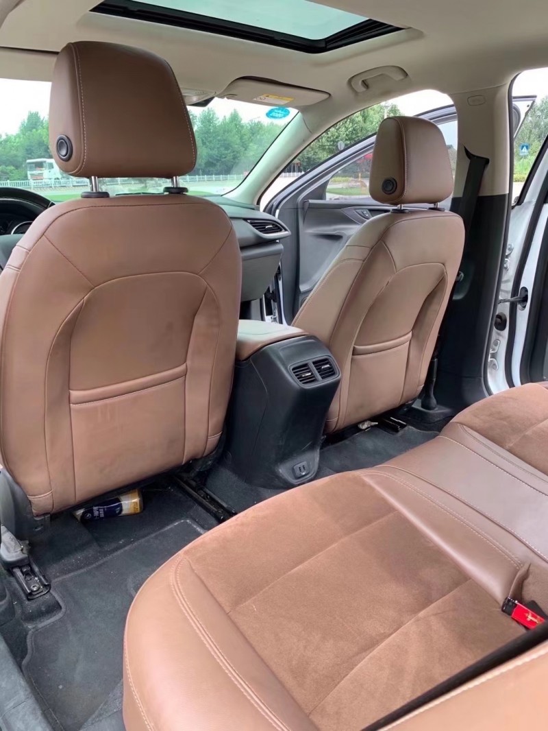 枣庄18年别克君威5