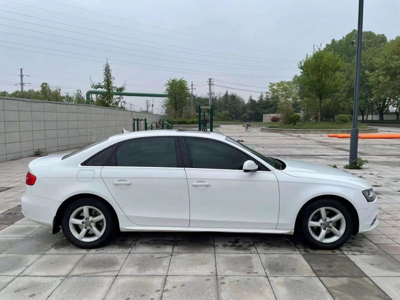 徐州16年奥迪A4L4