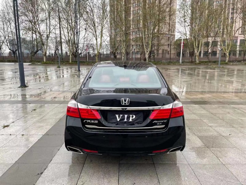 徐州16年本田雅阁5