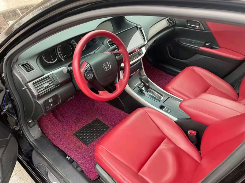 徐州16年本田雅阁7