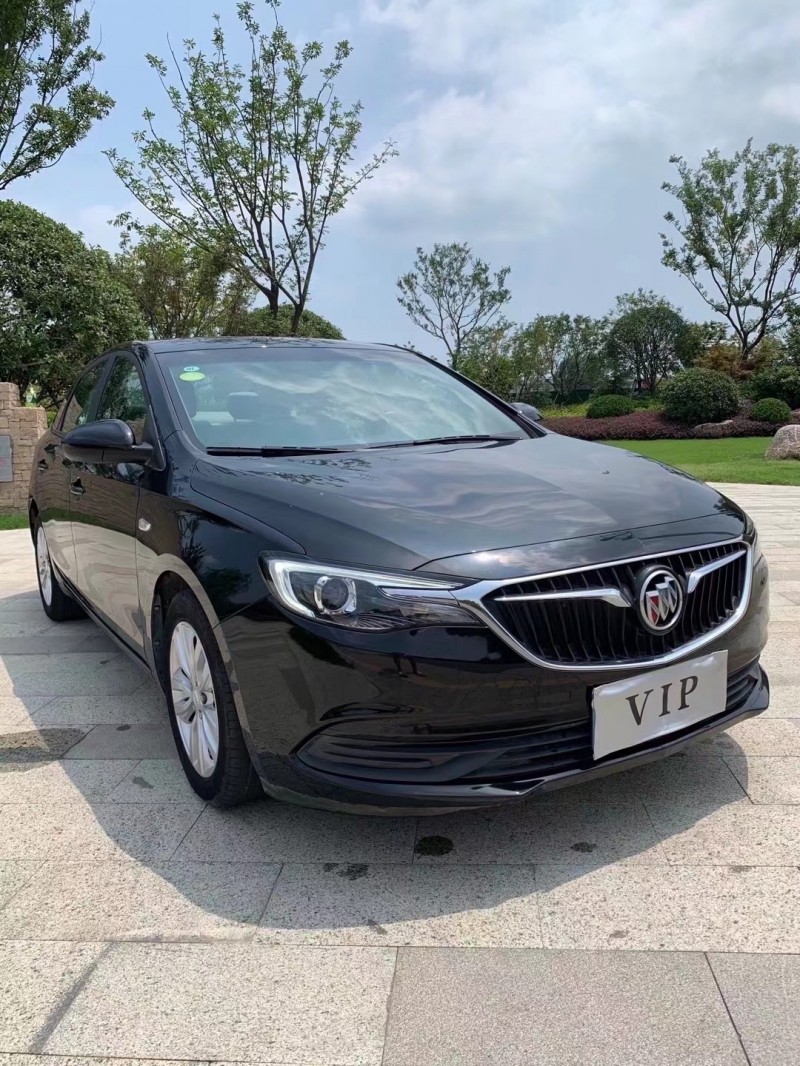 枣庄17年别克英朗GT3