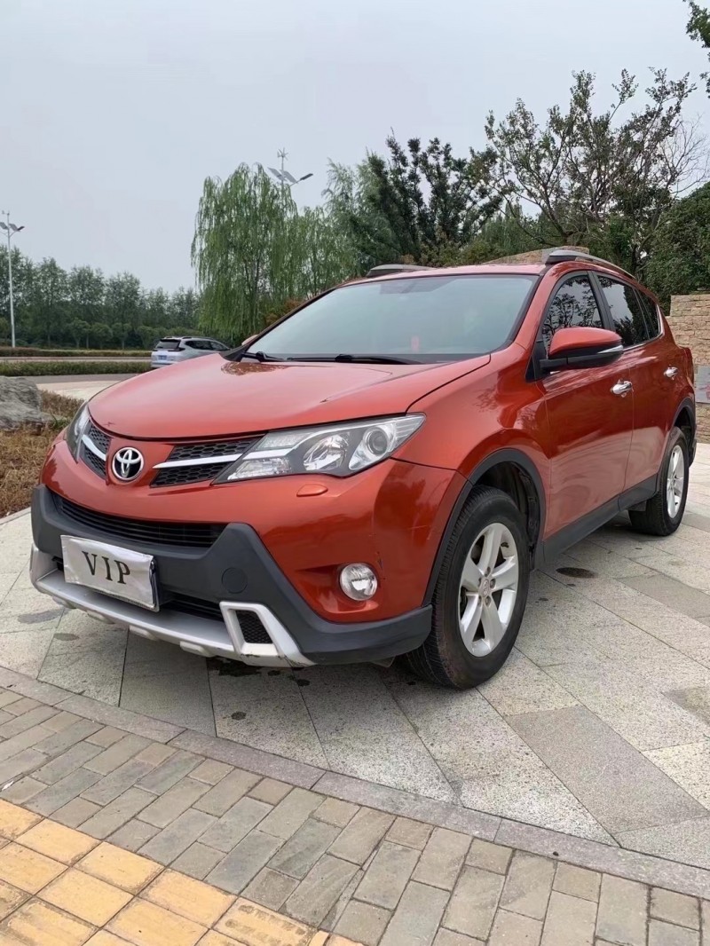 枣庄14年丰田RAV42