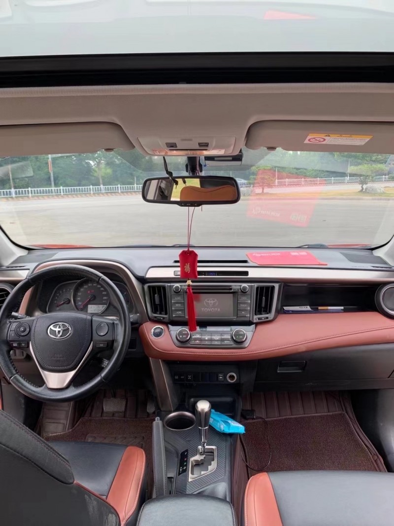 枣庄14年丰田RAV46