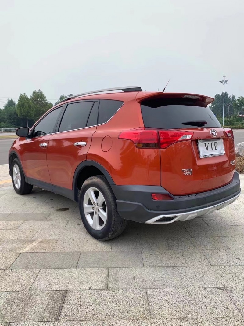 枣庄14年丰田RAV48