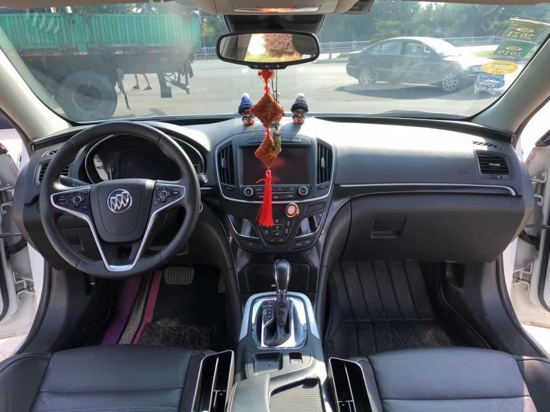 枣庄15年别克君威5