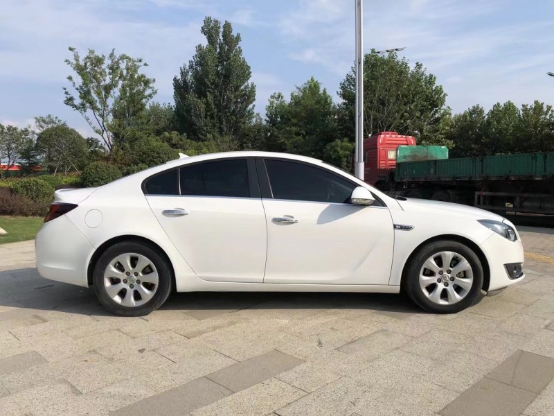 枣庄15年别克君威7