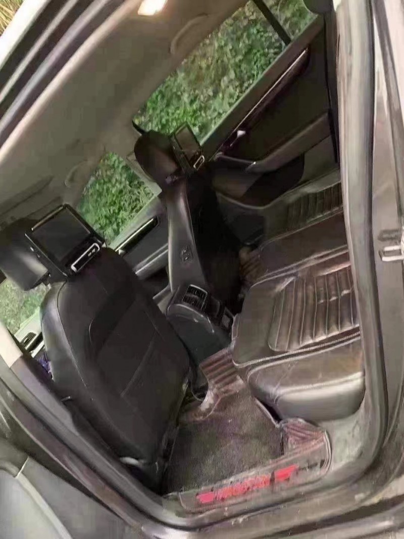 武汉13年大众迈腾5