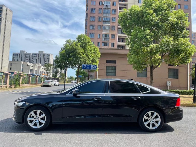 上海18年沃爾沃S907
