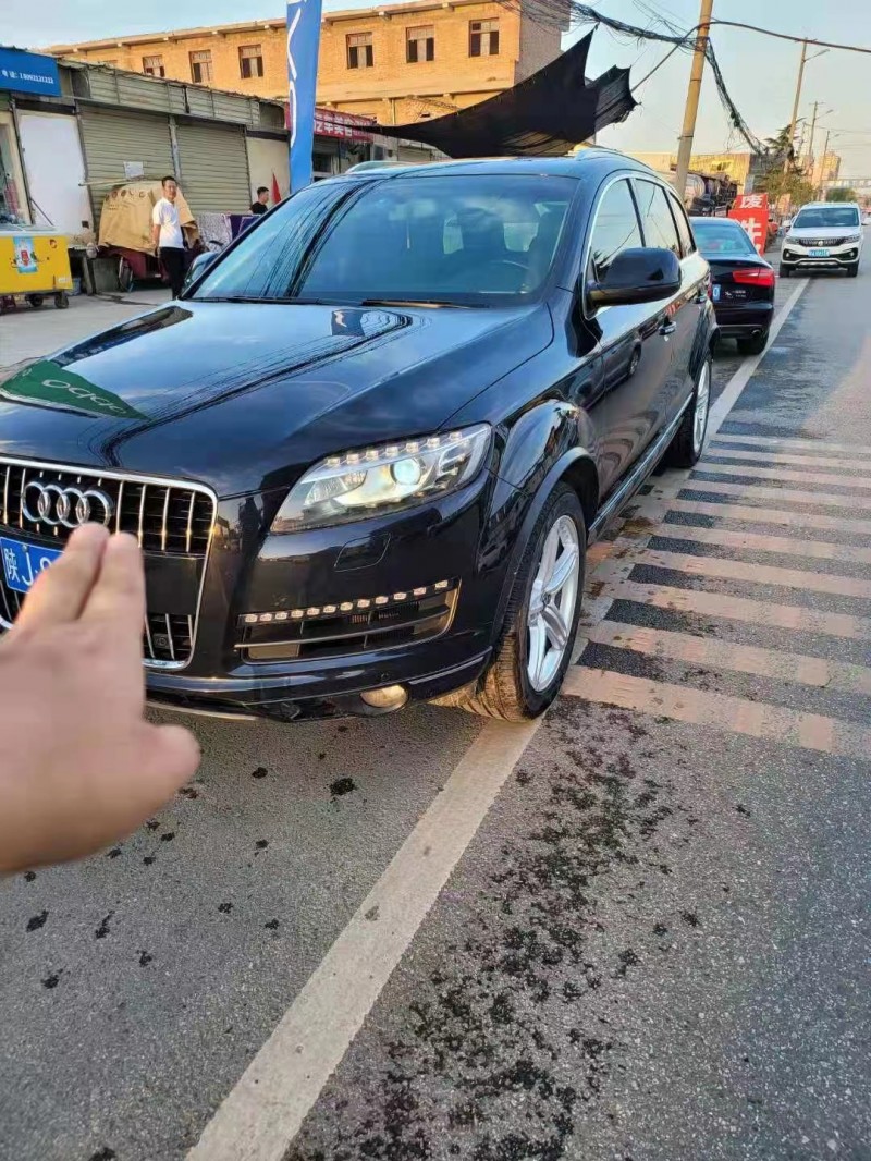 運城12年奧迪Q78