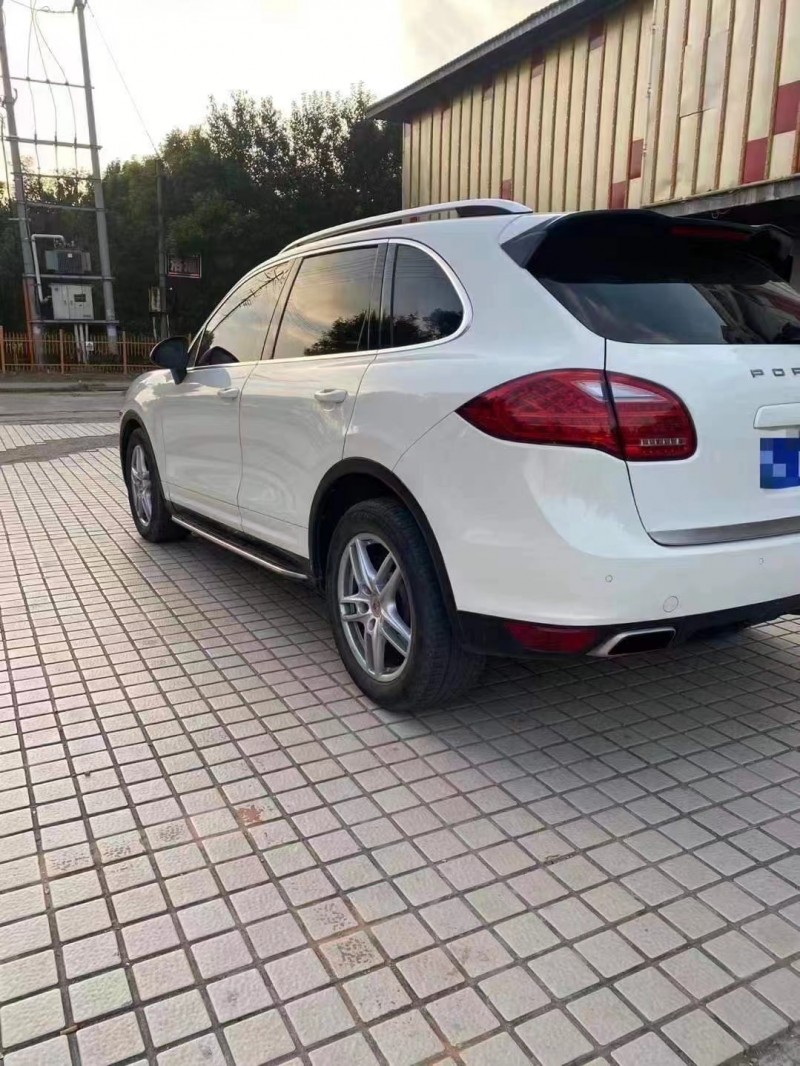 青岛13年保时捷卡宴7