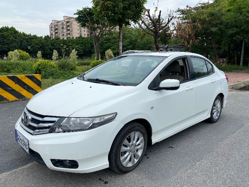 广州12年本田锋范8