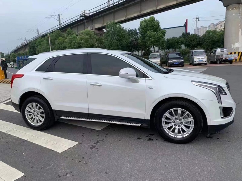 十堰17年凱迪拉克XT53