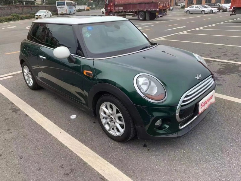 蘇州17年寶馬MINI2