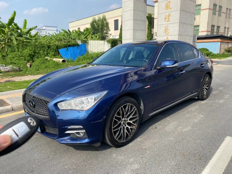 廣州17年英菲尼迪Q50L2