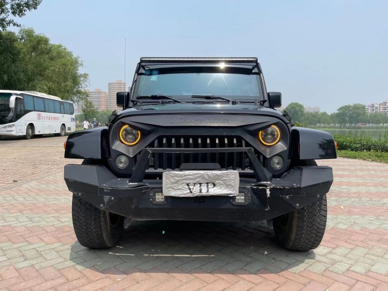 唐山18年Jeep牧馬人1