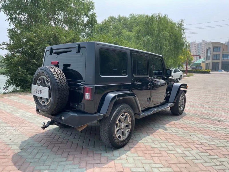 唐山18年Jeep牧馬人4