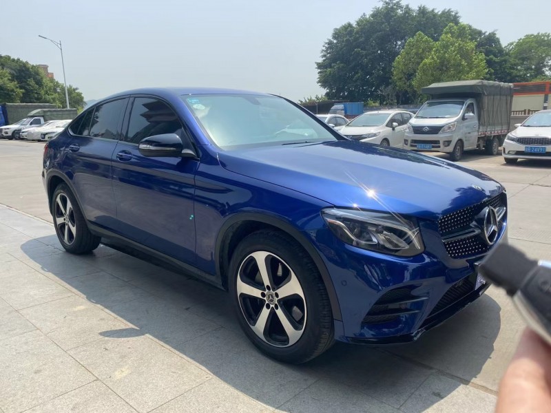 广州19年奔驰GLC3